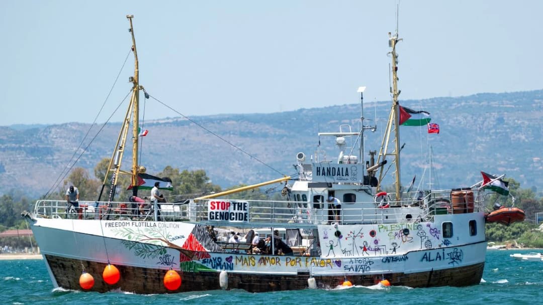 Zarpa desde Italia el barco "Handala" en nueva misión para romper el bloqueo en Gaza
