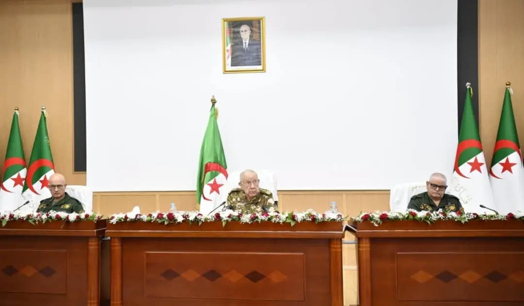 Chanegriha instala al nuevo comandante de la Gendarmería Nacional