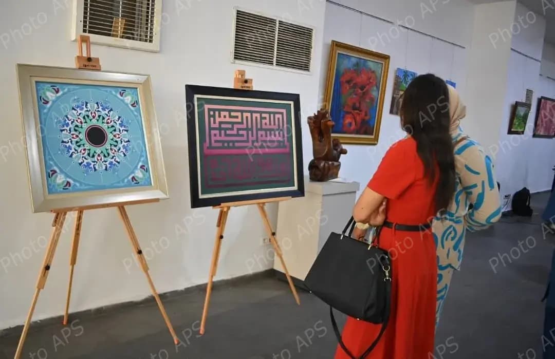 Orán inaugura una exposición nacional de artes plásticas bajo el lema "Saborea el Arte"