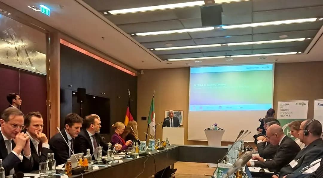 Sonatrach participa en Berlín en un encuentro sobre el avance de los proyectos ALTEH2A y SoutH2 Corridor