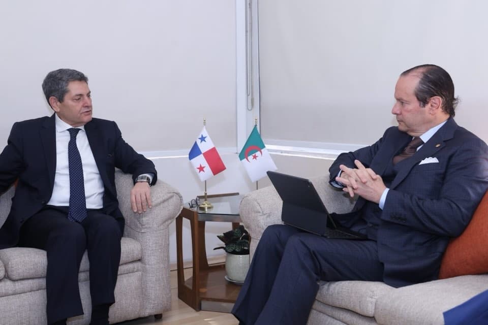 Embajador de Argelia presenta sus cartas credenciales en Panamá