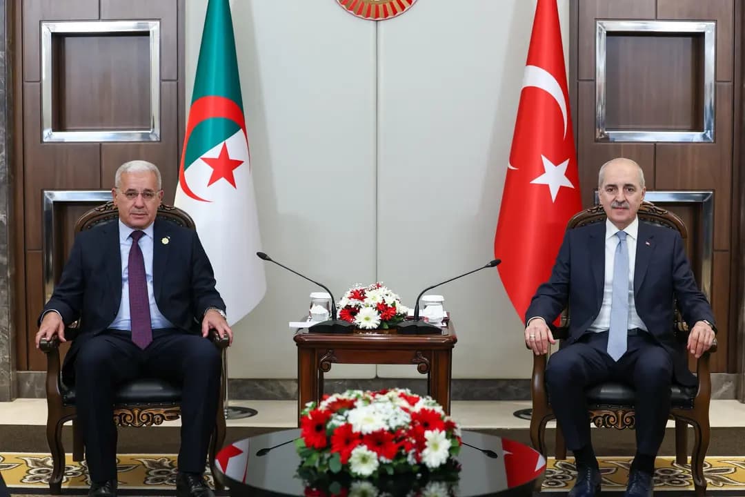 Boughali recibido en Estambul por el presidente de la Gran Junta Nacional de Turquía