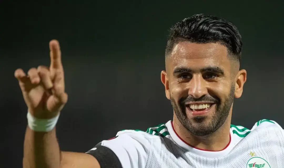 Riyad Mahrez, una carrera excepcional entre éxitos en clubes y liderazgo en la selección