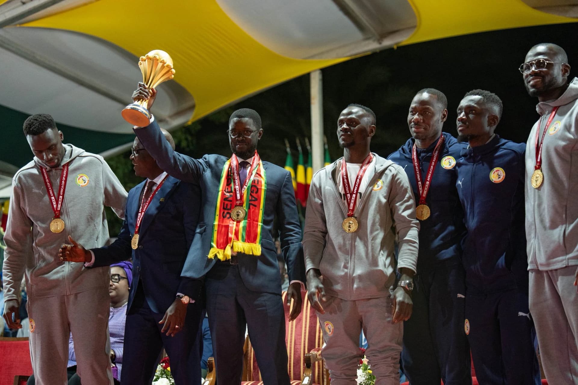 Presidente senegalés premia a los campeones de África con recompensas históricas