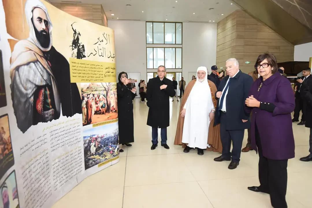 Conferencia en Argel bajo el lema "Glorias eternas y victorias renovadas"