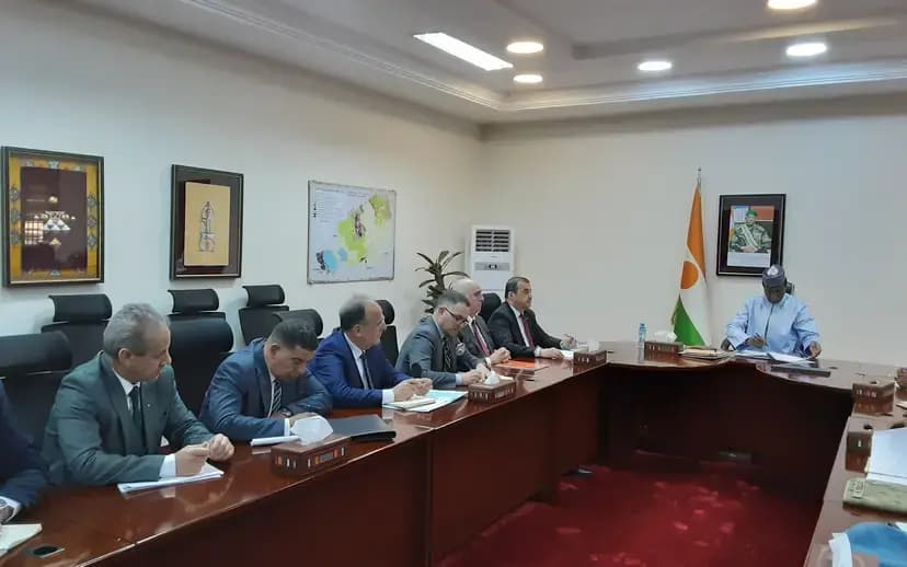 Arkab recibido por el primer ministro de Níger