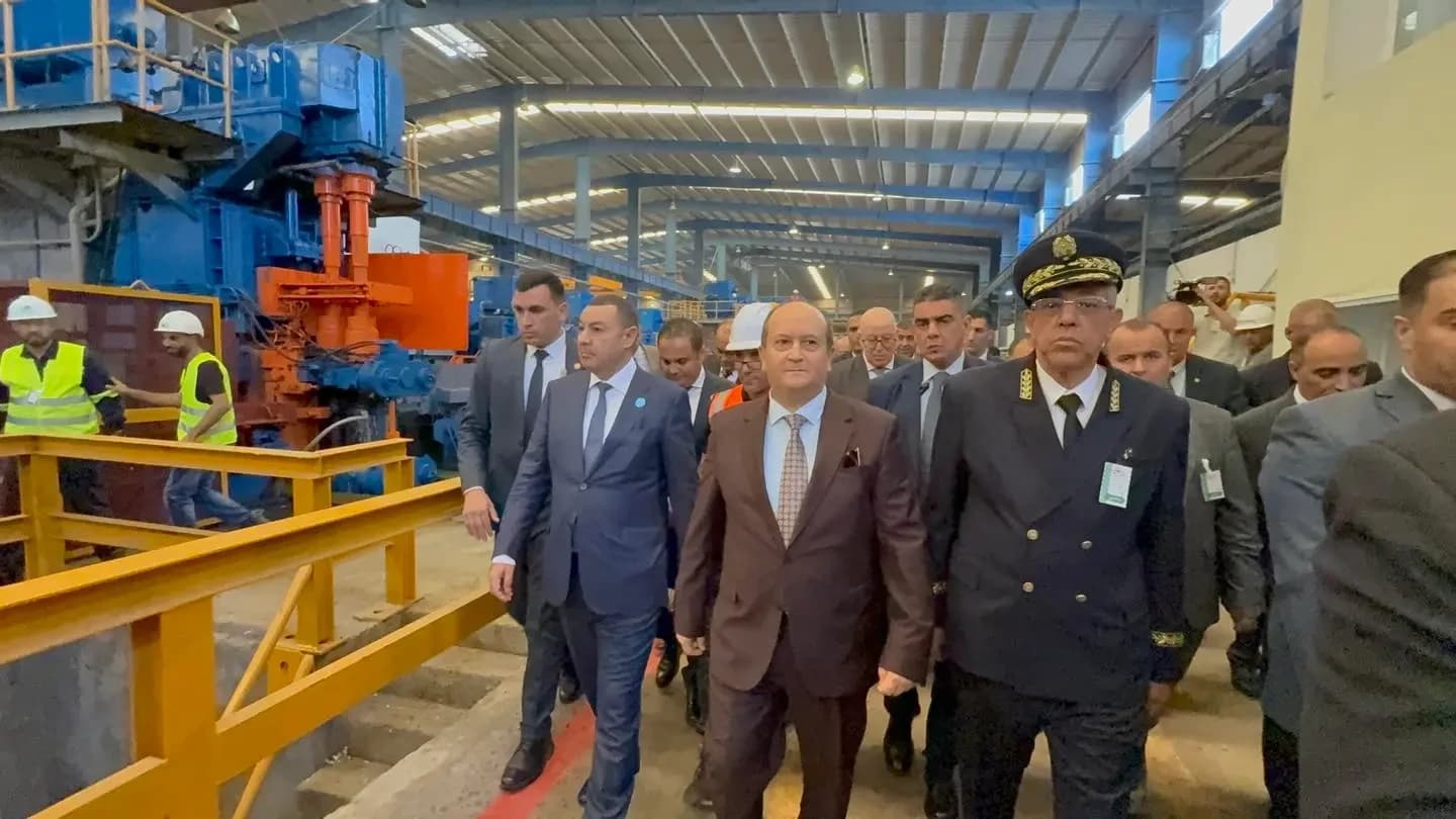 PM inaugura en M’sila unidades industriales de dimensión estratégica