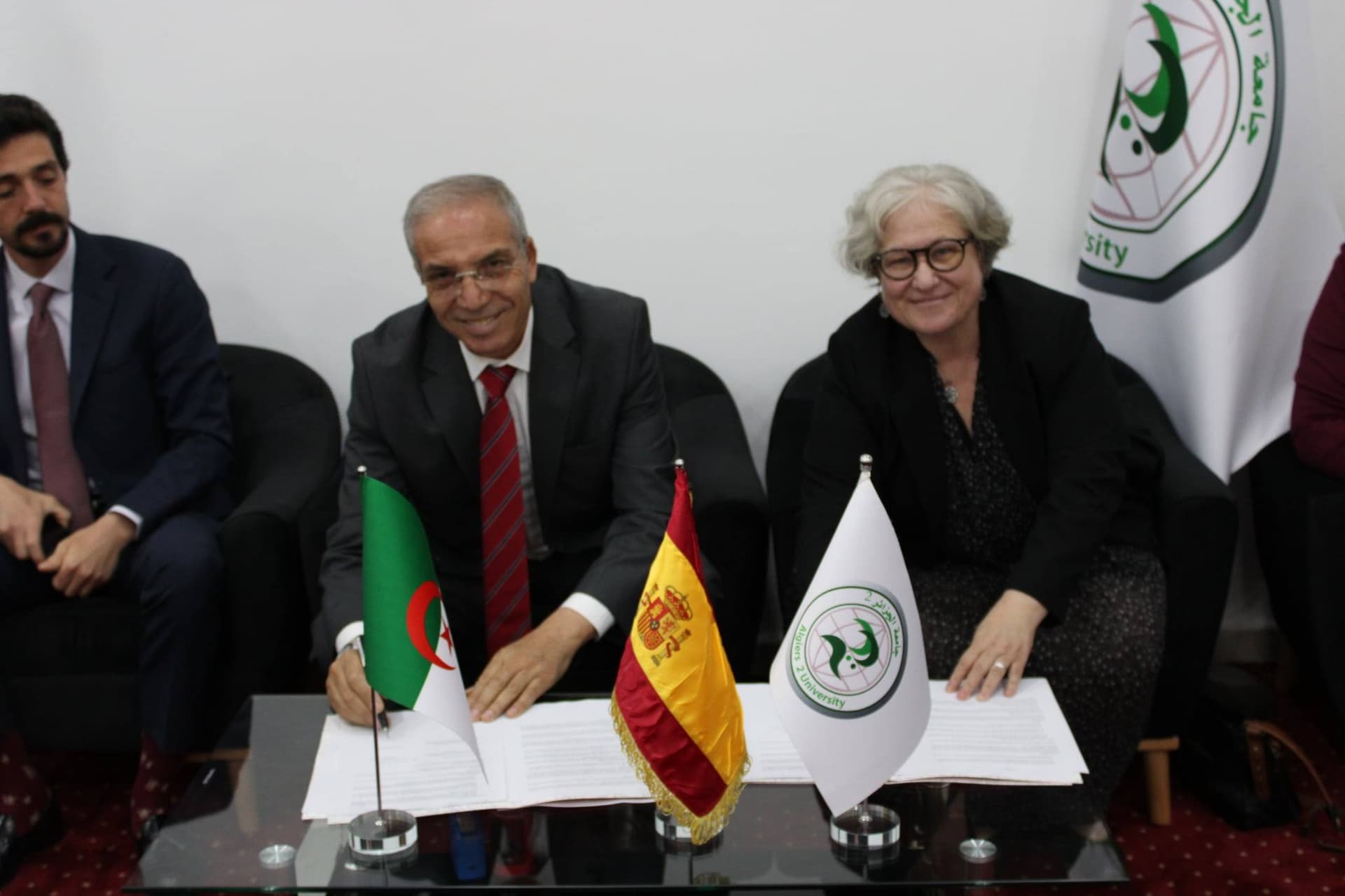 Acuerdo de cooperación entre la Universidad de Argel 2 y el Instituto Cervantes de Argel