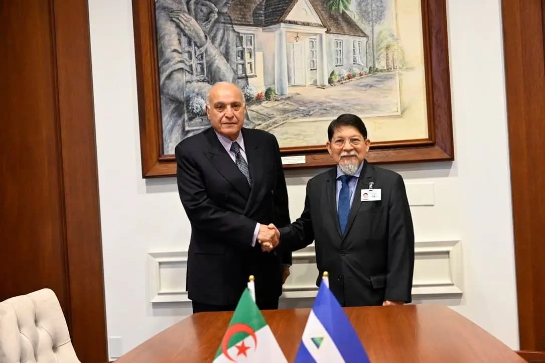 Ahmed Attaf con sus homólogos de América Latina