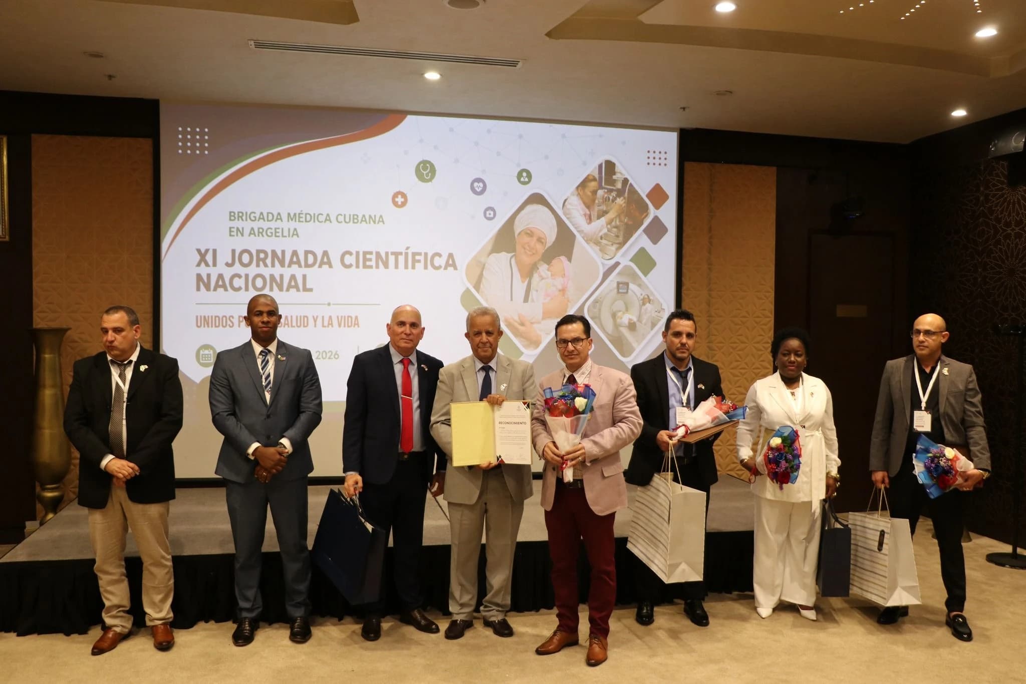Argelia y Cuba fortalecen la cooperación médica en jornada científica en Argel