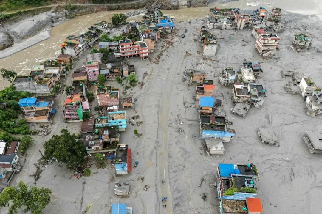 Asciende a 633 el número de muertos y a cerca de 3.000 los desaparecidos por las devastadoras inundaciones en Nepal