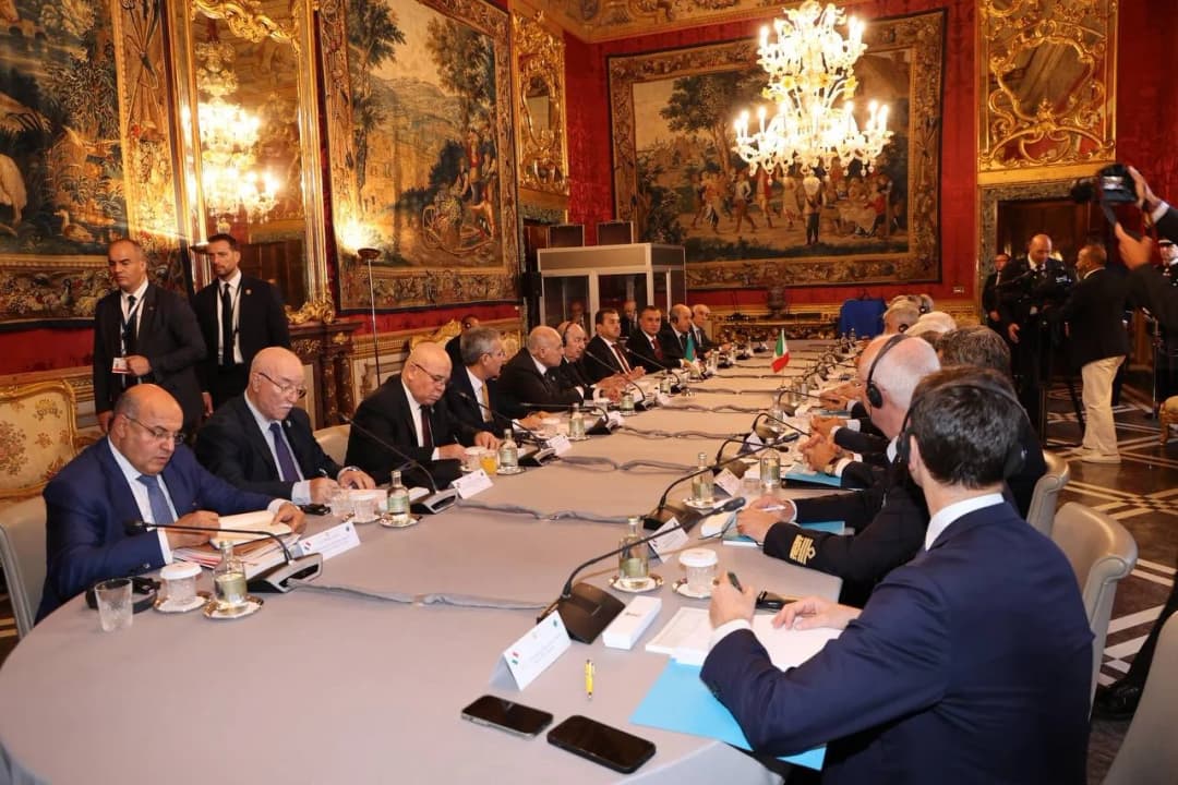 Tebboune copreside con su homólogo italiano conversaciones ampliadas