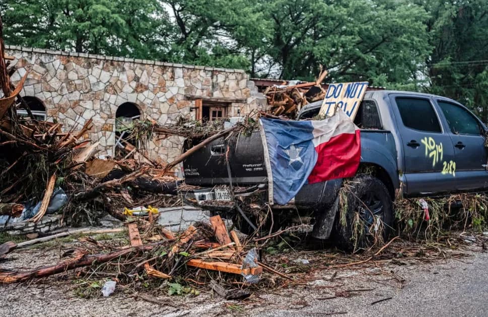 El número de víctimas mortales por las inundaciones en Texas, en el sur de Estados Unidos, se acerca ya a las 80 personas
