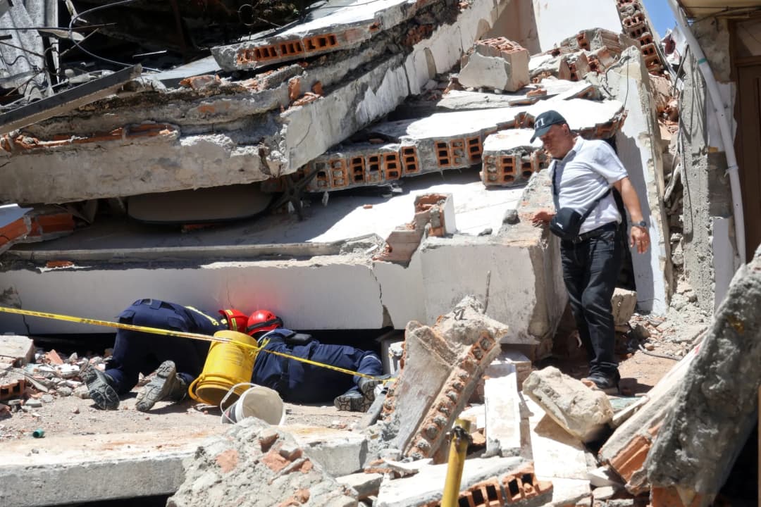 Asciende a 240 muertos y más de 1.000 heridos el balance del terremoto en Colombia