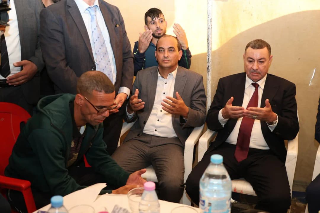 El ministro del Interior, de Colectividades Locales y de Transportes, Saïd Sayoud, transmitió las condolencias del presidente de la República, Abdelmadjid Tebboune, a las familias de las víctimas de las inundaciones en M’sila.