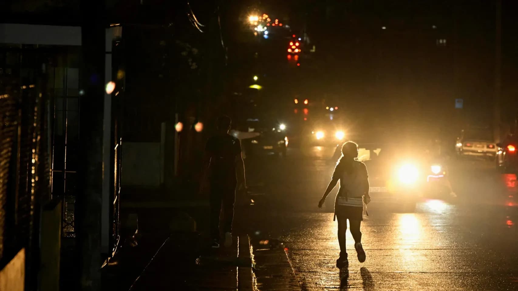 La Habana y varias provincias occidentales quedan a oscuras por un apagón masivo