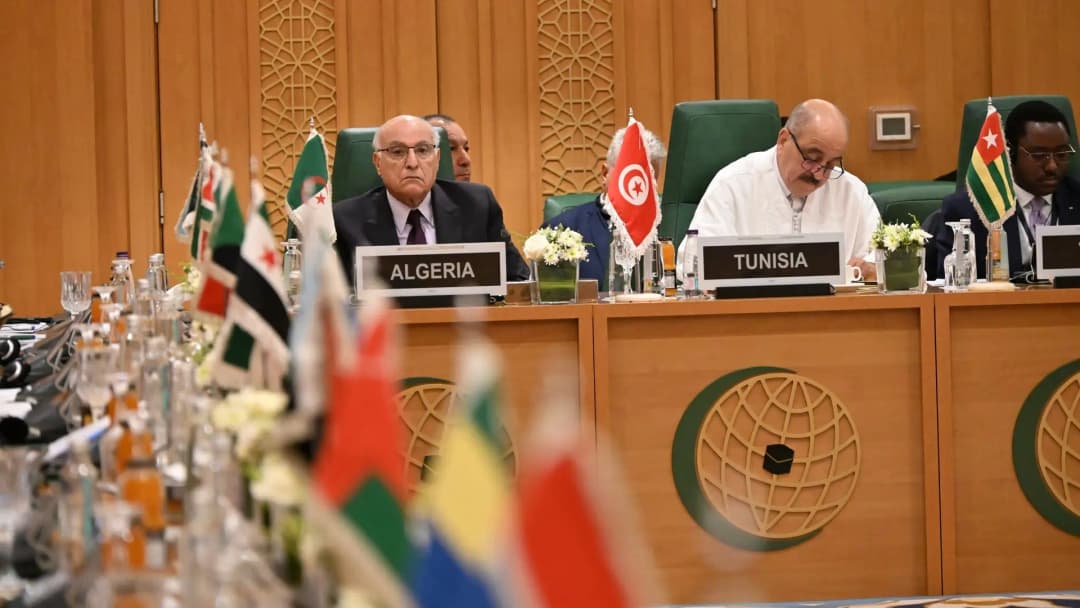Attaf participa en Yeda en las actas de la 23ª sesión extraordinaria del Consejo de Ministros de Asuntos Exteriores de los países de la OCI