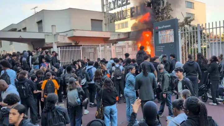 Francia: la movilización en los institutos se extiende a las universidades en medio de la tensión social