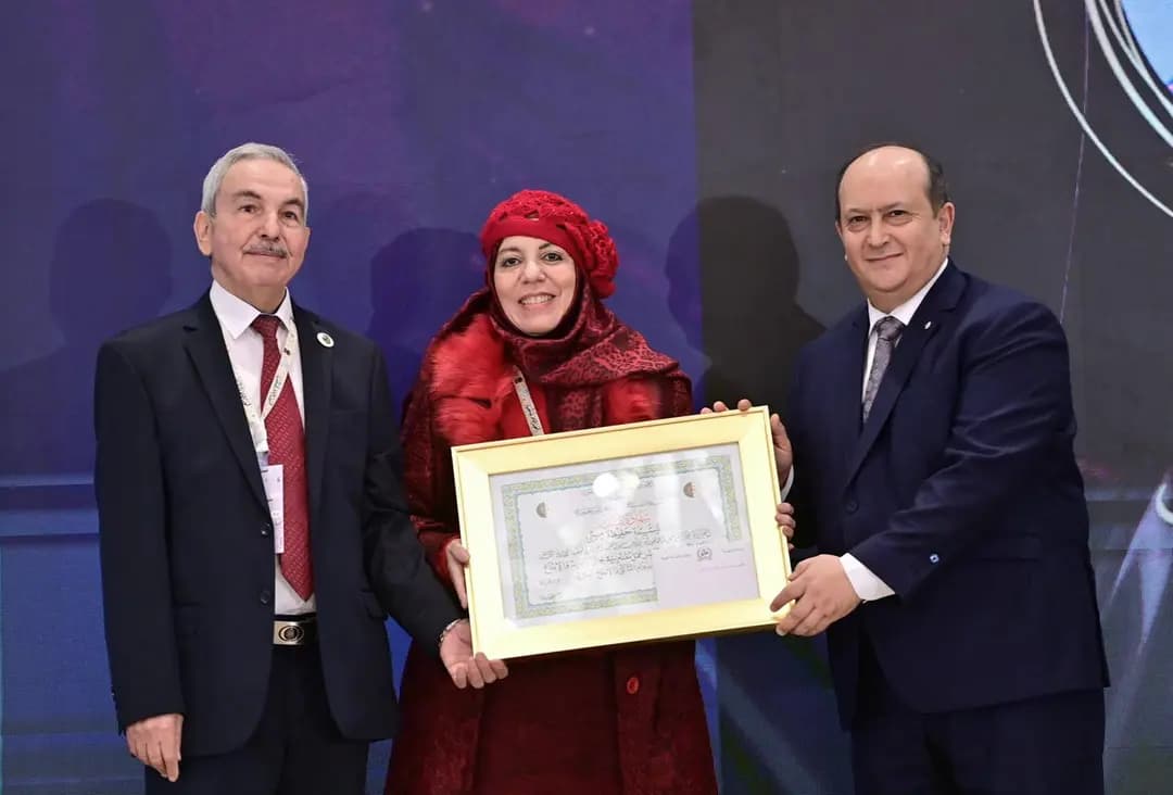 Le soutien du président de la République à la recherche et à la créativité en langue arabe salué