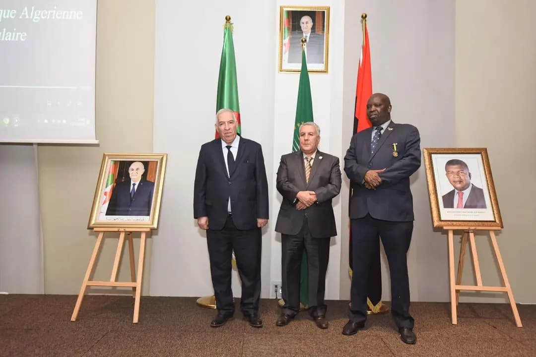 Tacherift participe à une cérémonie organisée par l'Ambassade d'Angola en Algérie

 

 
