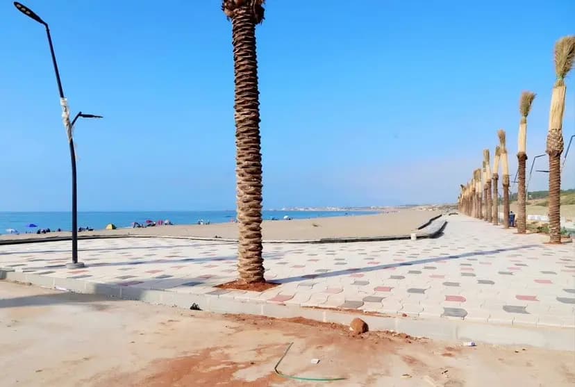 Poursuite des préparatifs et des opérations d'aménagement des plages et des espaces récréatifs