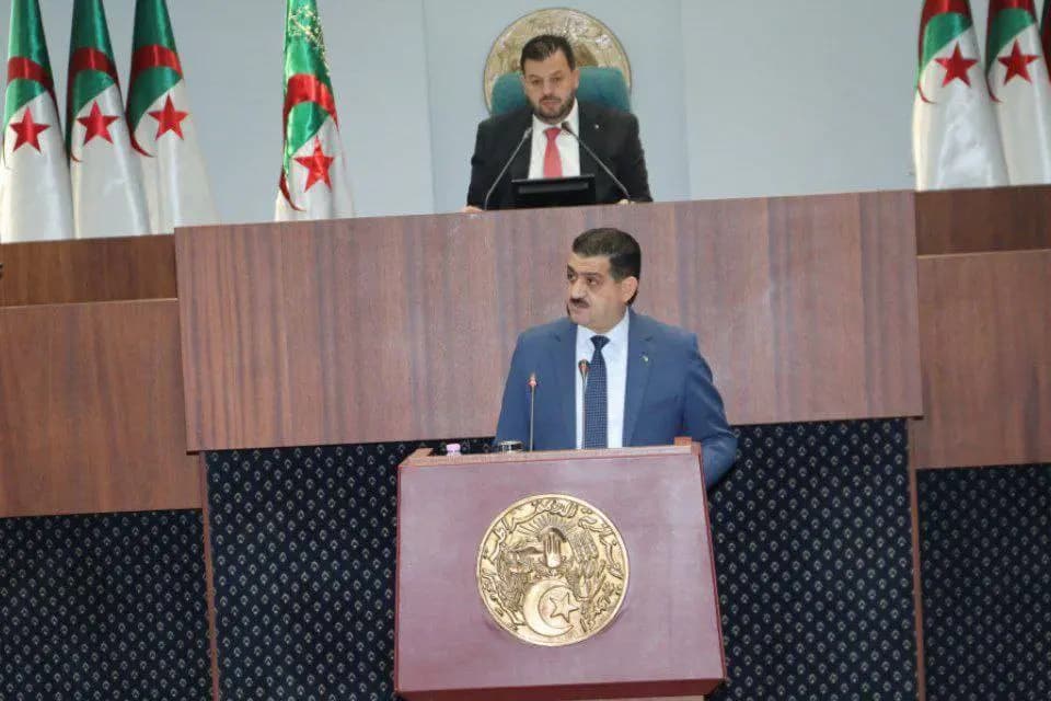 Hydraulique: des programmes structurels pour assurer un approvisionnement durable en eau potable (Derbal)