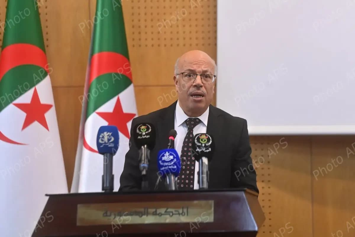 La Cour Constitutionnelle organise une conférence sur les valeurs de coexistence en Algérie à travers l'histoire