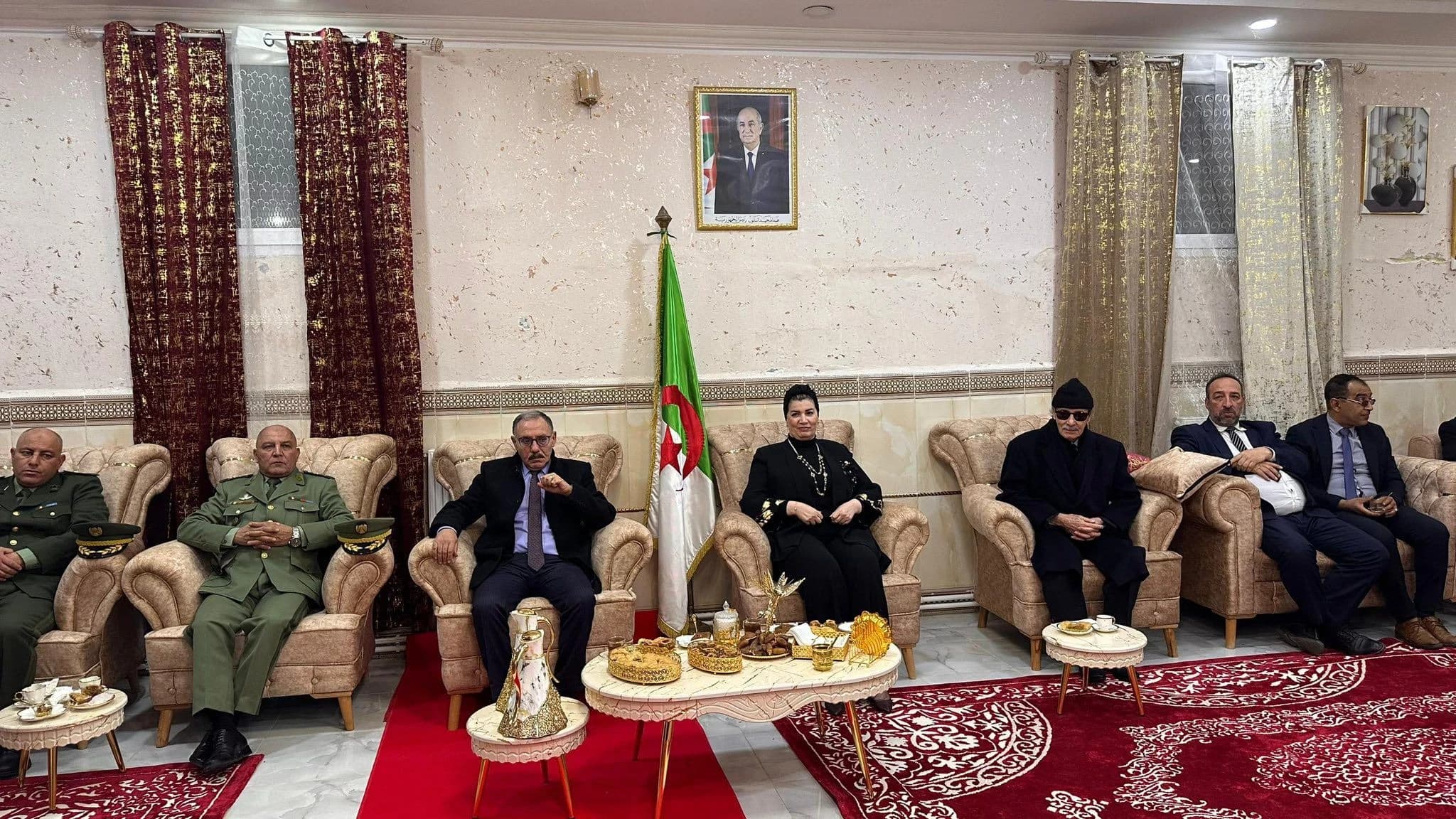 Mouloudji partage un iftar collectif avec des personnes âgées à Souk Ahras