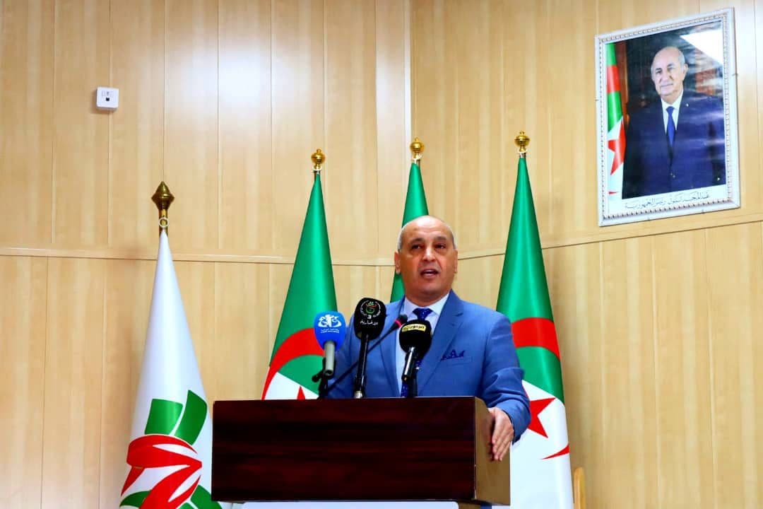 Le président de l'ANIE par intérim supervise une journée de formation sur les bureaux itinérants