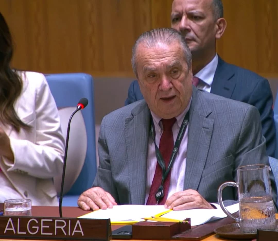 l'Algérie appelle à la création d'une zone exempte d'armes nucléaires au Moyen-Orient.