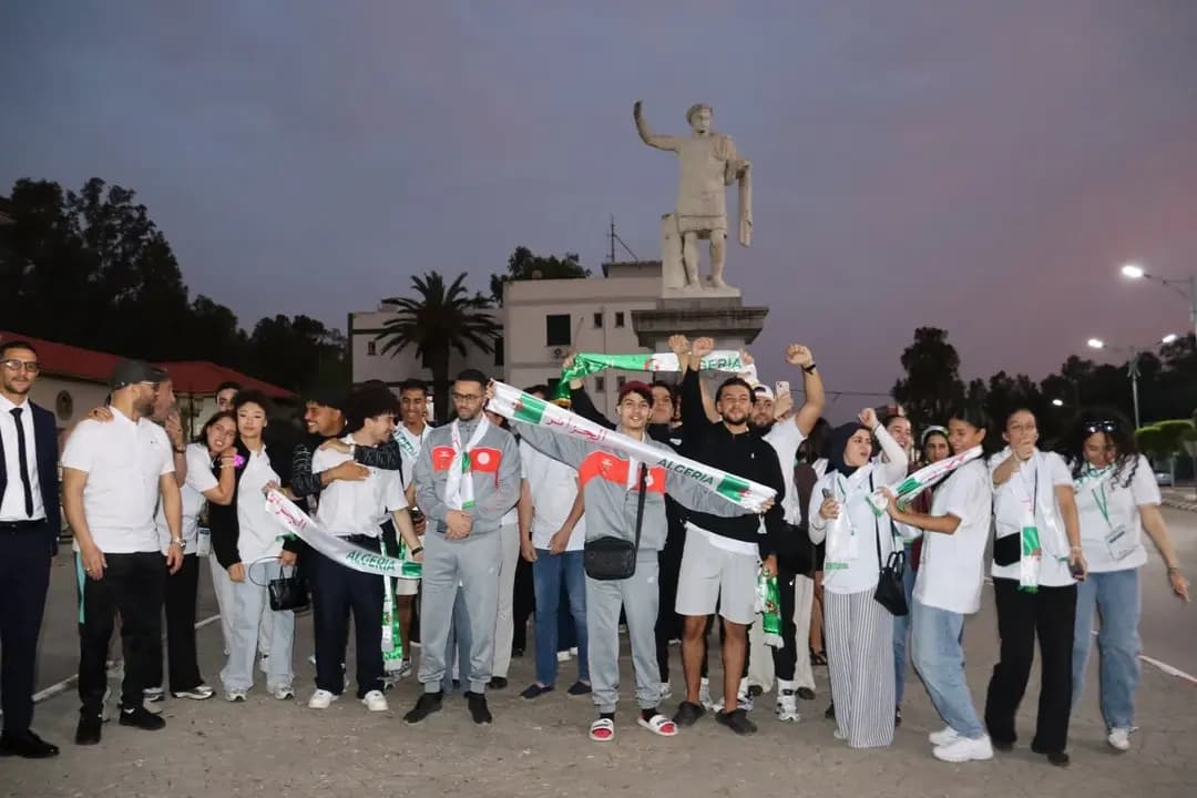 Des jeunes de la communauté nationale établie à l’étranger revisitent les sacrifices des martyrs