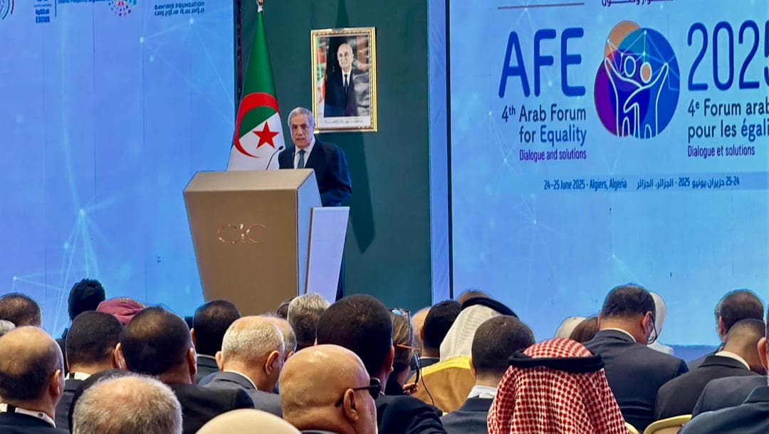  Le Premier ministre, M. Nadir Larbaoui préside l'ouverture des travaux du 4e Forum arabe pour l'égalité "dialogue et solutions"