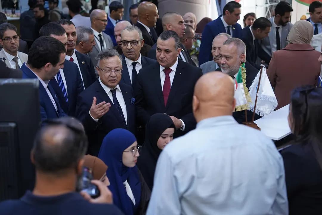 Articles
Création
Aliouche
APS Logo
Les diplômés de la promotion 2026 de l'ENSIA et l'ENSM bénéficieront de contrats d'embauche directe
