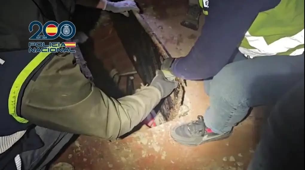 Un vaste tunnel souterrain pour transporter du haschich découvert entre le Maroc et l'Espagne