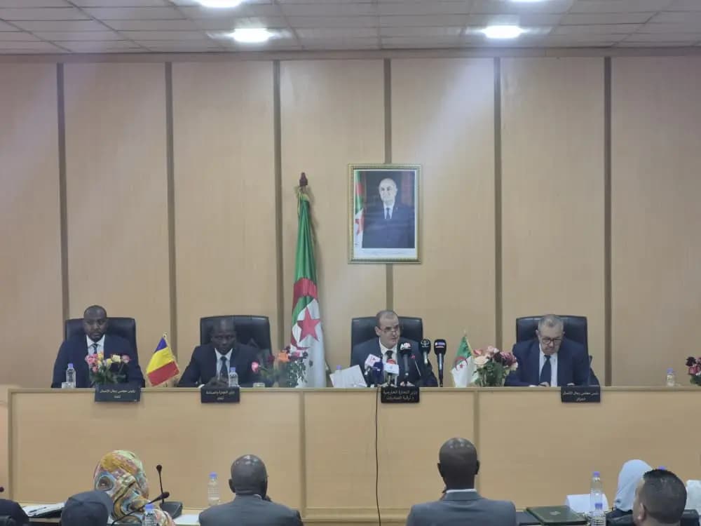  Rezig examine les perspectives de coopération avec le ministre du Commerce de la République du