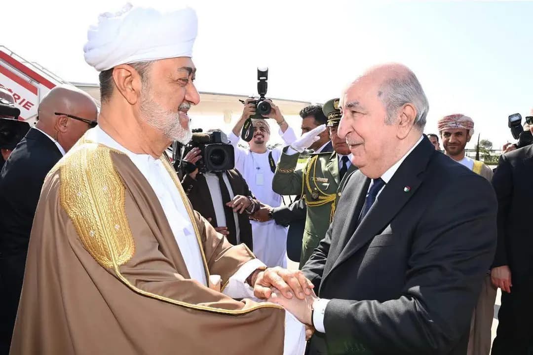 Le président de la République reçoit les vœux de sa Majesté le Sultan d'Oman