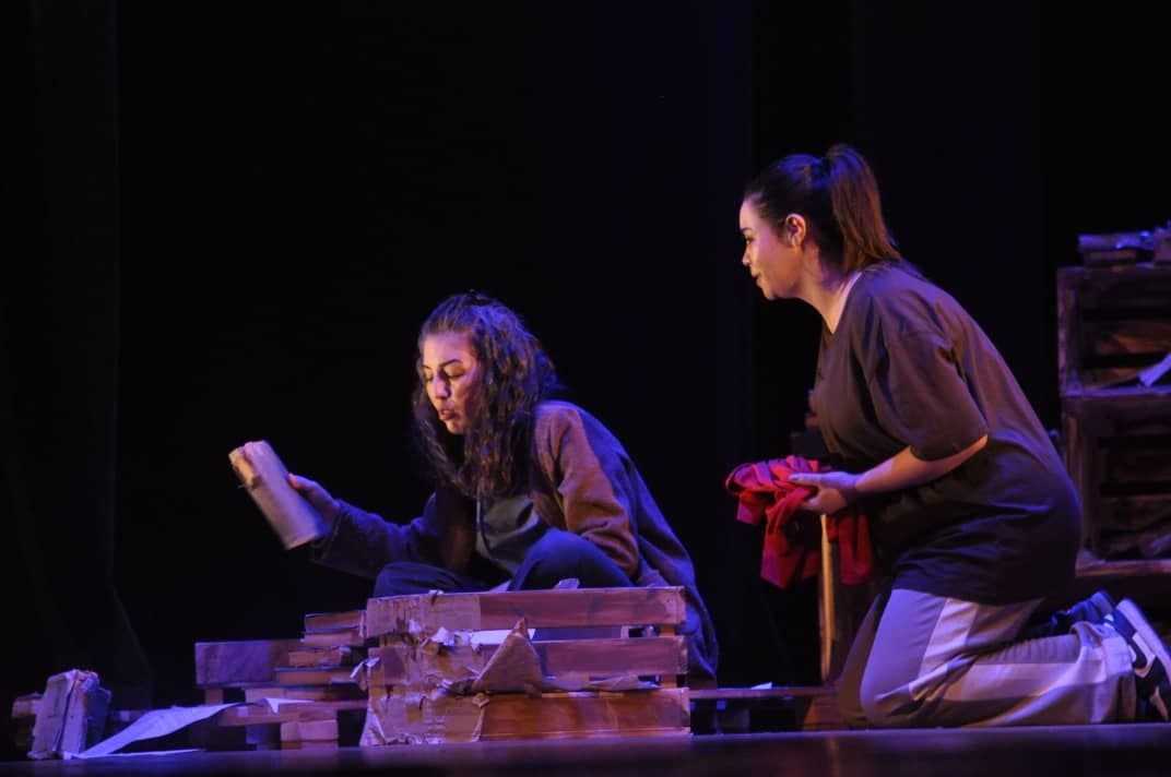 18e FNTP: le spectacle "Bibliomania" du T.R d'Annaba entre en compétition 