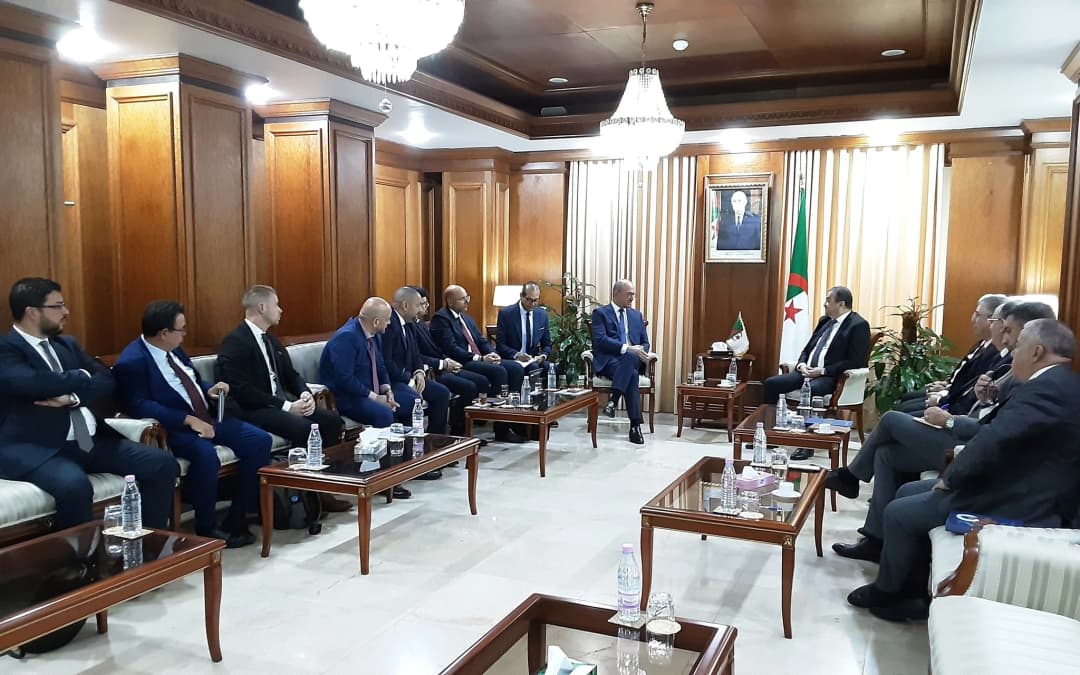 Arkab reçoit une délégation de la société allemande "Siemens Energy"