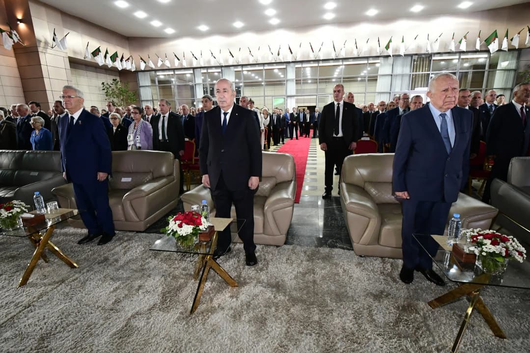 Le Président de la république préside une cérémonie de réception au Cercle National de l’Armée a l'occasion de la fête de l'indépendance. 