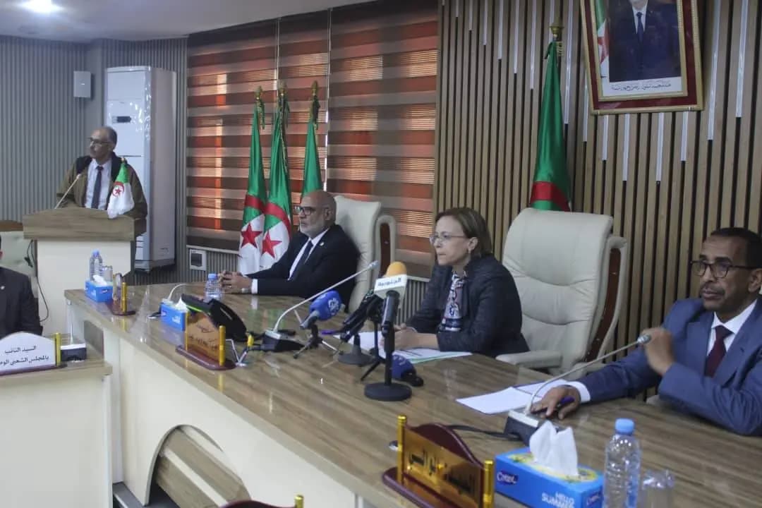 Ouled Djellal : Mme Krikou supervise le lancement du programme national de gestion intégrée des déchets