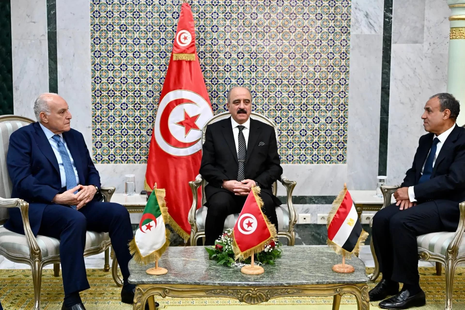 Attaf participe à Tunis aux travaux de la réunion ministérielle du Mécanisme tripartite des pays voisins de la Libye