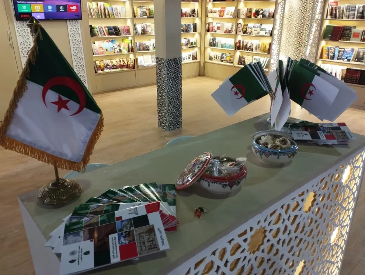 Foire internationale du livre de Tunis: l'Algérie présente avec plus de 600 titres