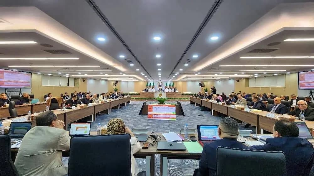 Belaribi souligne la nécessité de redoubler d'efforts sur le terrain et d'accélérer le rythme de réalisation des projets