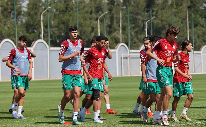 Les "Verts" clôturent leur stage par un succès en match d'application face au WAB (2-0)