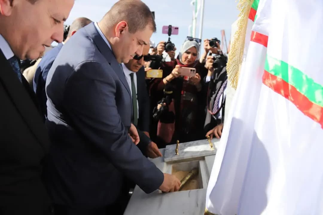 Le ministre de la Justice pose la 1ère pierre du projet de réalisation du siège de la cour de justice d’Ouled Djellal