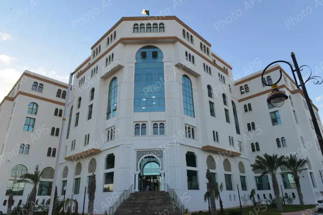 Le Prix d'Algérie pour la récitation du Saint Coran et la renaissance du patrimoine islamique du 12 