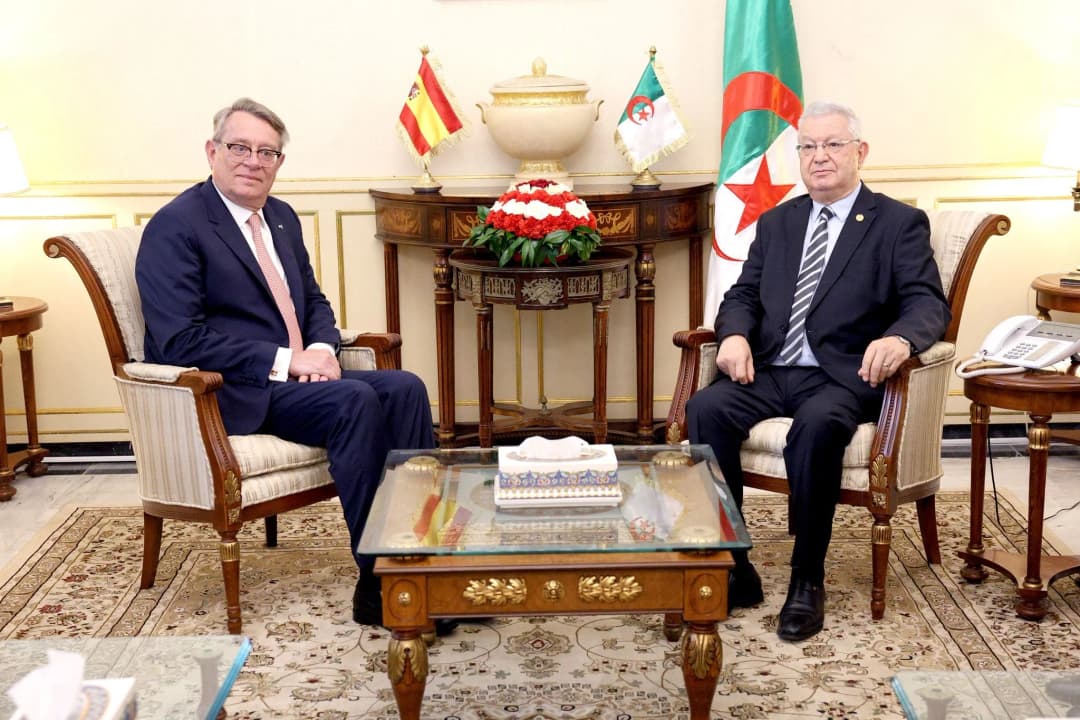 Nasri reçoit l'ambassadeur d'Espagne en Algérie