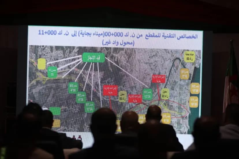 Djellaoui inaugure des installations et inspecte des projets à Bejaia