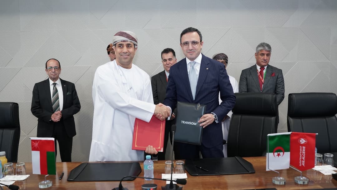 Signature d'un mémorandum d'entente pour le renforcement de la coopération dans le domaine des services aériens