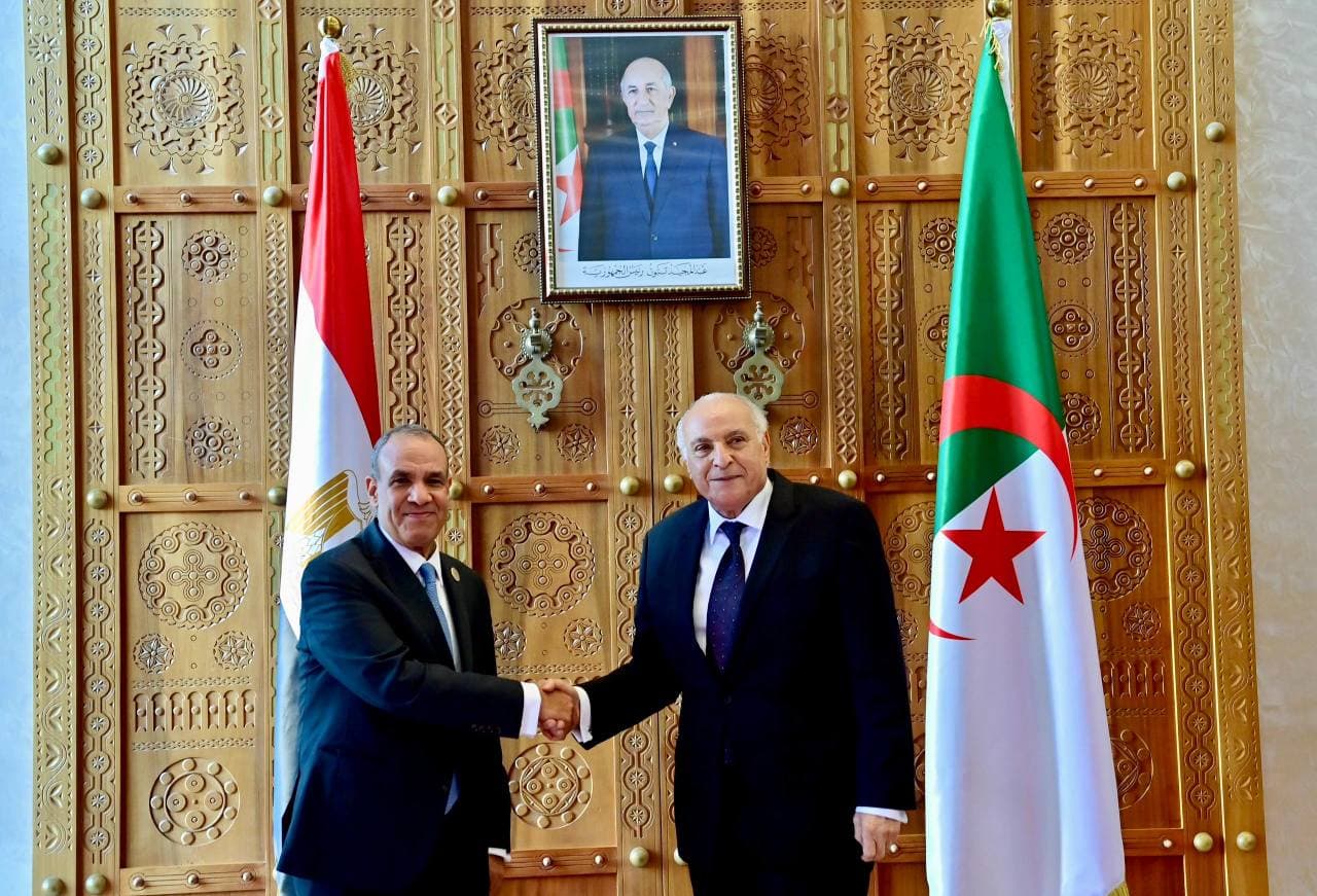 Attaf reçoit son homologue égyptien